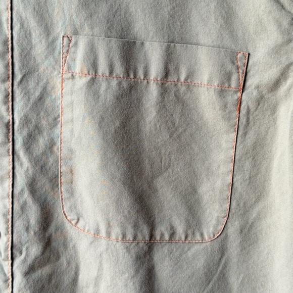 Patagonia Men’s Tan Short Sleeve Button Down Shirt | Lightweight Outdoor Casual - Picture 11 of 11